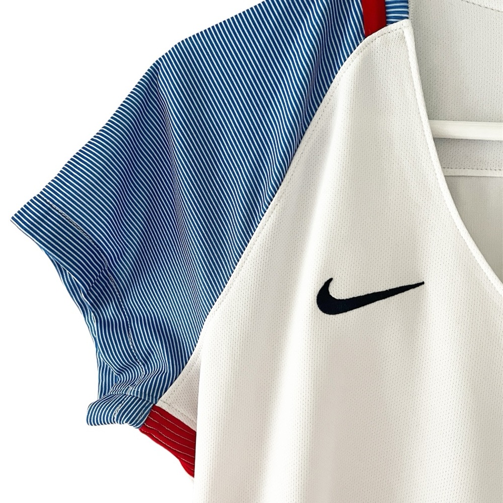 EUC Nike USA Women's Home Jersey Size L - Picture 4 of 11
